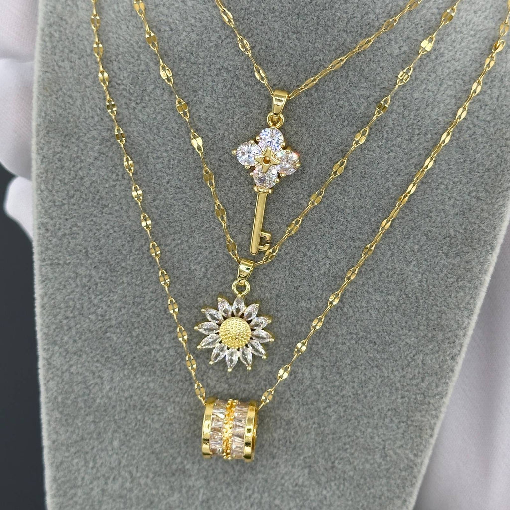 Flower Necklace, 18K Gold Plated Steel